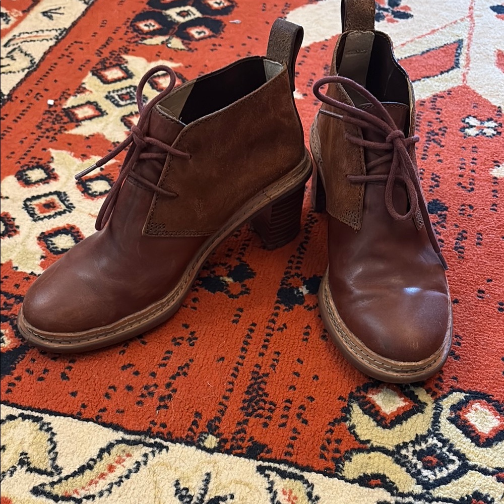 Clark’s Brown Leather Ankle Boots, EUC